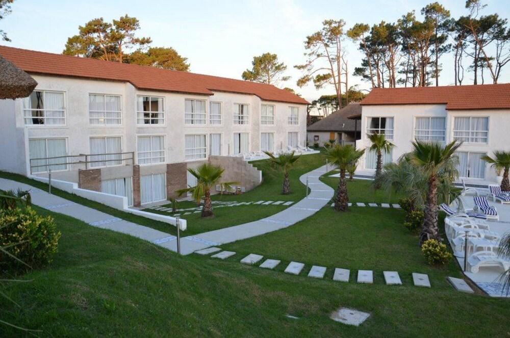 Punta Del Este Arenas Hotel Chihuahua Bagian luar foto