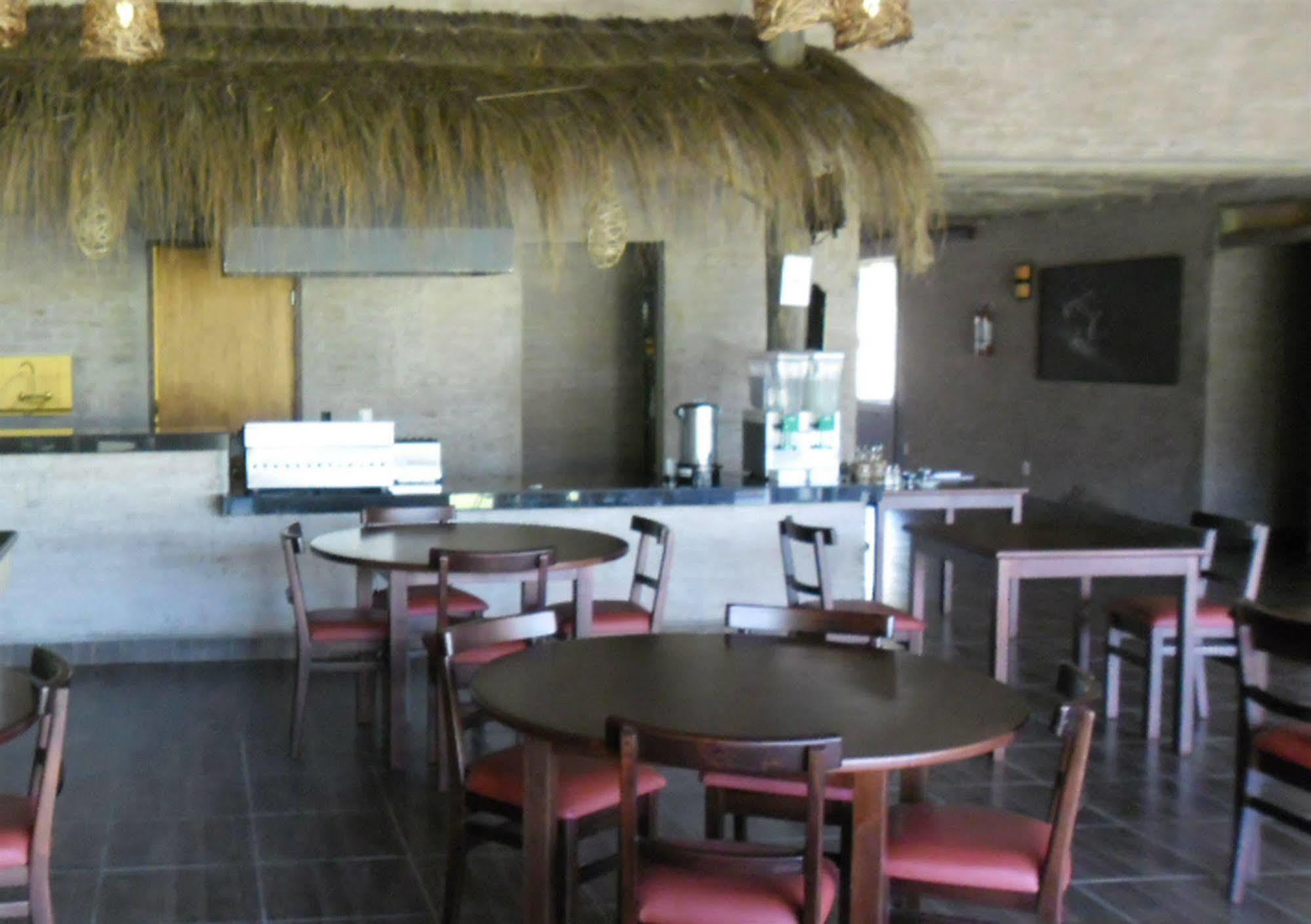 Punta Del Este Arenas Hotel Chihuahua Bagian luar foto